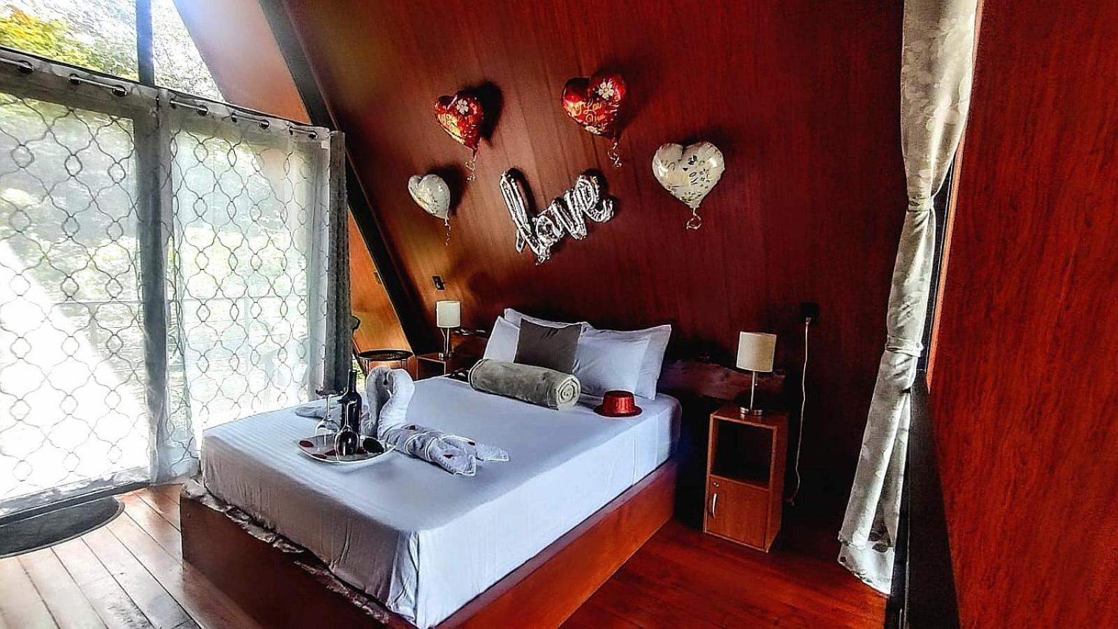 Yarumo Lodge, Rio Celeste Black Chalets Бихагуа Экстерьер фото